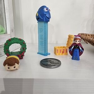 Tsum Tsum Christopher Robin Mystery Winnie the Pooh & Friends Series 1 , 2016  D